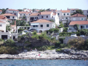 Apartments by the sea Postira, Brac - 706